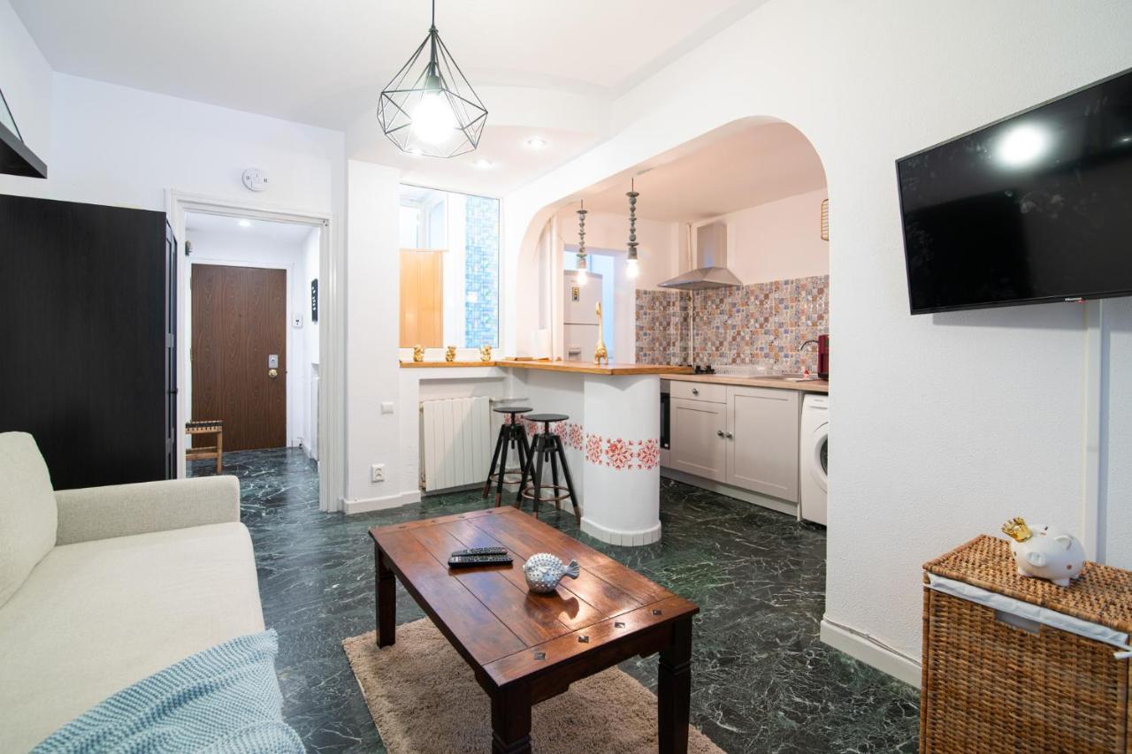 Amazing New Flat City Center Bukares Bagian luar foto