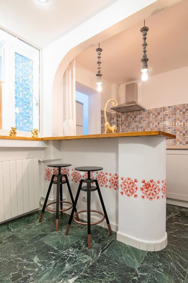 Amazing New Flat City Center Bukares Bagian luar foto